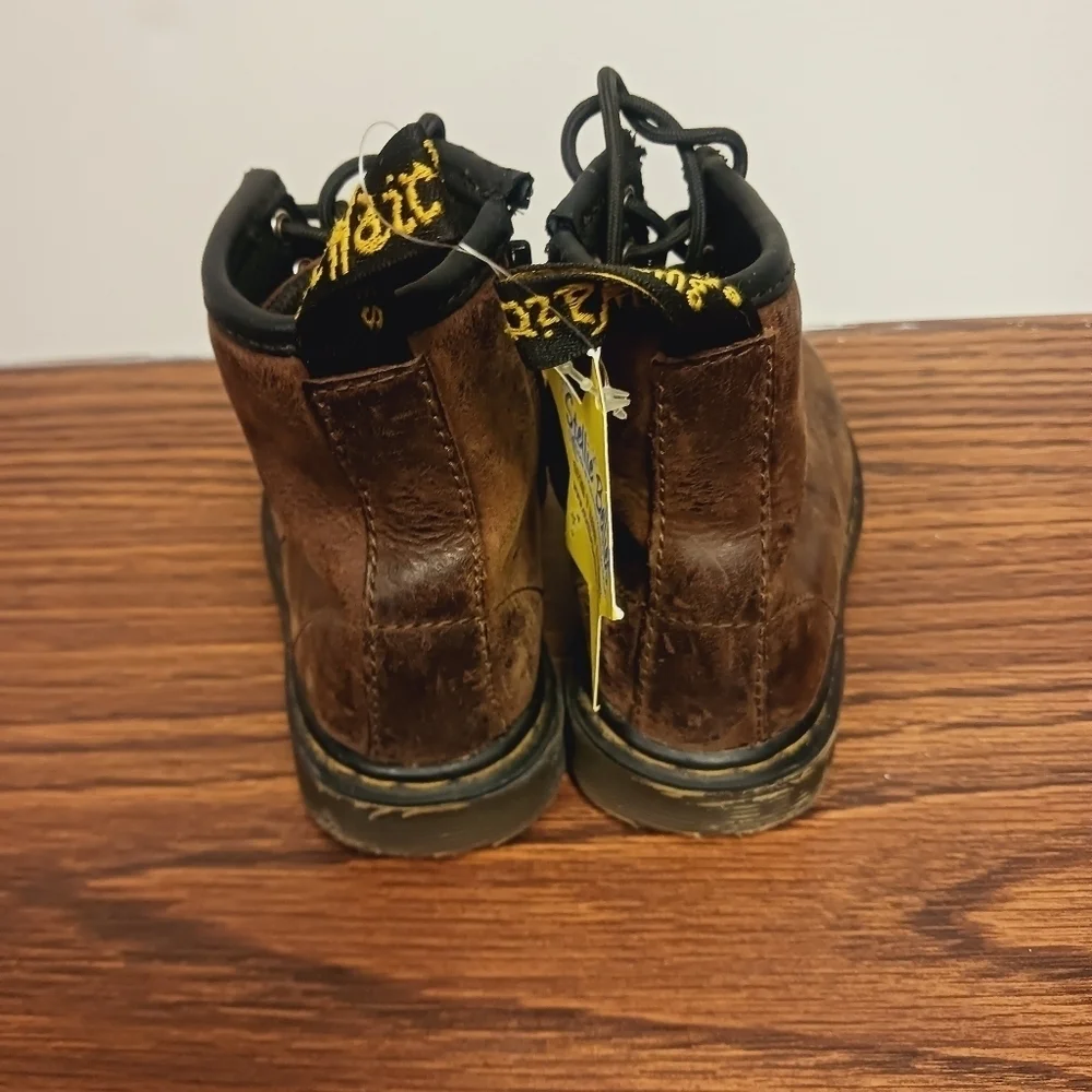 DR. MARTEN BOOT KID SIZE 8 DELANEY SOFT BROWN LEATHER ZIP LACE UP